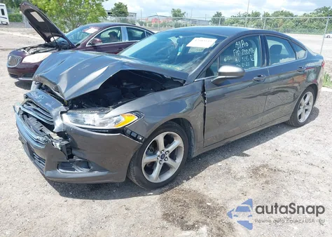 2016 Ford Fusion S z USA, uszkodzony, nr VIN 3FA6P0G77GR328086